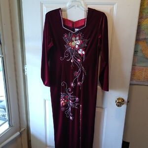 Elegant Burgundy Women's 6 Maxi Embellished Dress Long Sleeve  Special Event